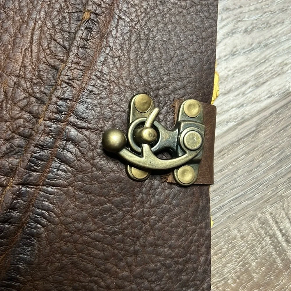 Hand Crafted OOAK Unique Leather Vintage Journal with Antique Deckle Edge Paper - Picture 6 of 12